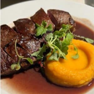 Tomás Restaurant